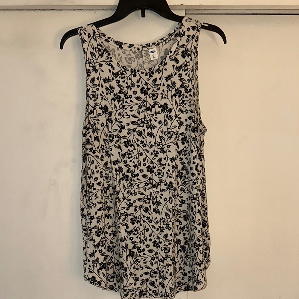 Floral Sleeveless Top - Black and White